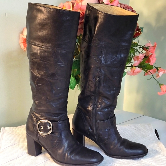 COACH Signature leather chunky heel boots 😍Rare HTF zipper - Picture 1 of 12